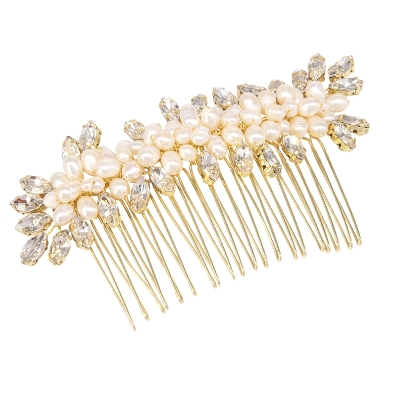 Exquisite pearl hair comb
