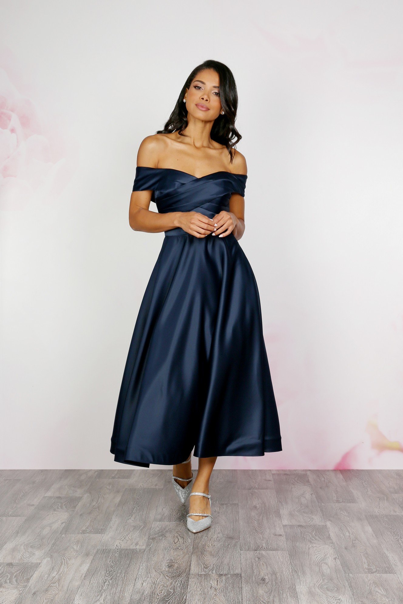 perfect for mother of the bride mother of the groom, maid of honour race day or wedding guest