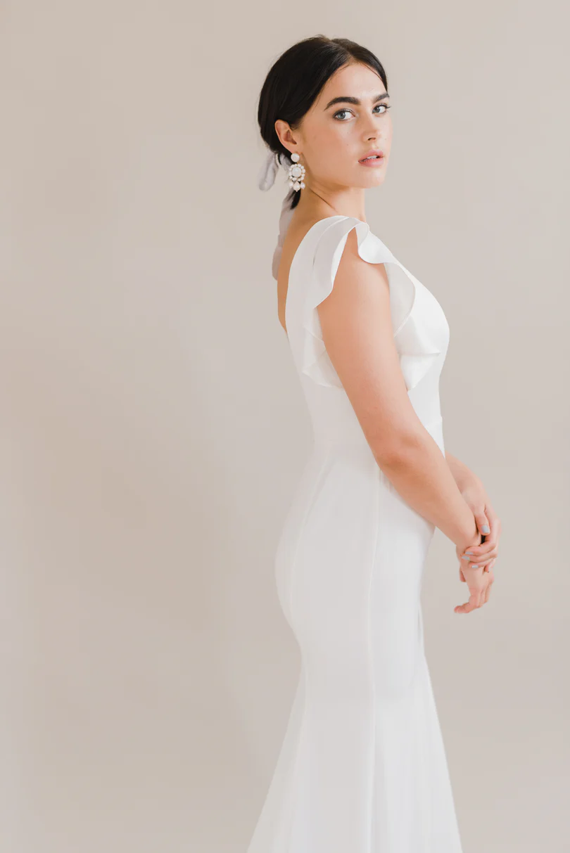 TH_THCeceliaIvoryBridalandbridesmaiddressinmosscrepe4