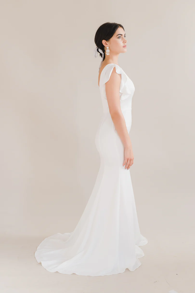 TH_THCeceliaIvoryBridalandbridesmaiddressinmosscrepe5